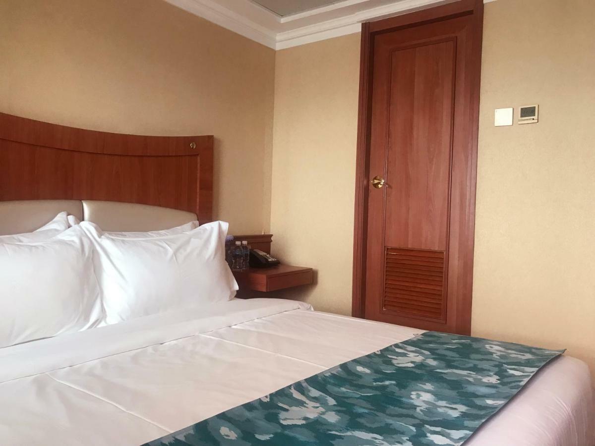 Jwm Hotel And Casino Sihanoukville Bagian luar foto